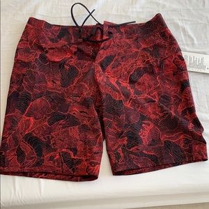 LuLuLemon NWT Men’s Current State Board Shorts New